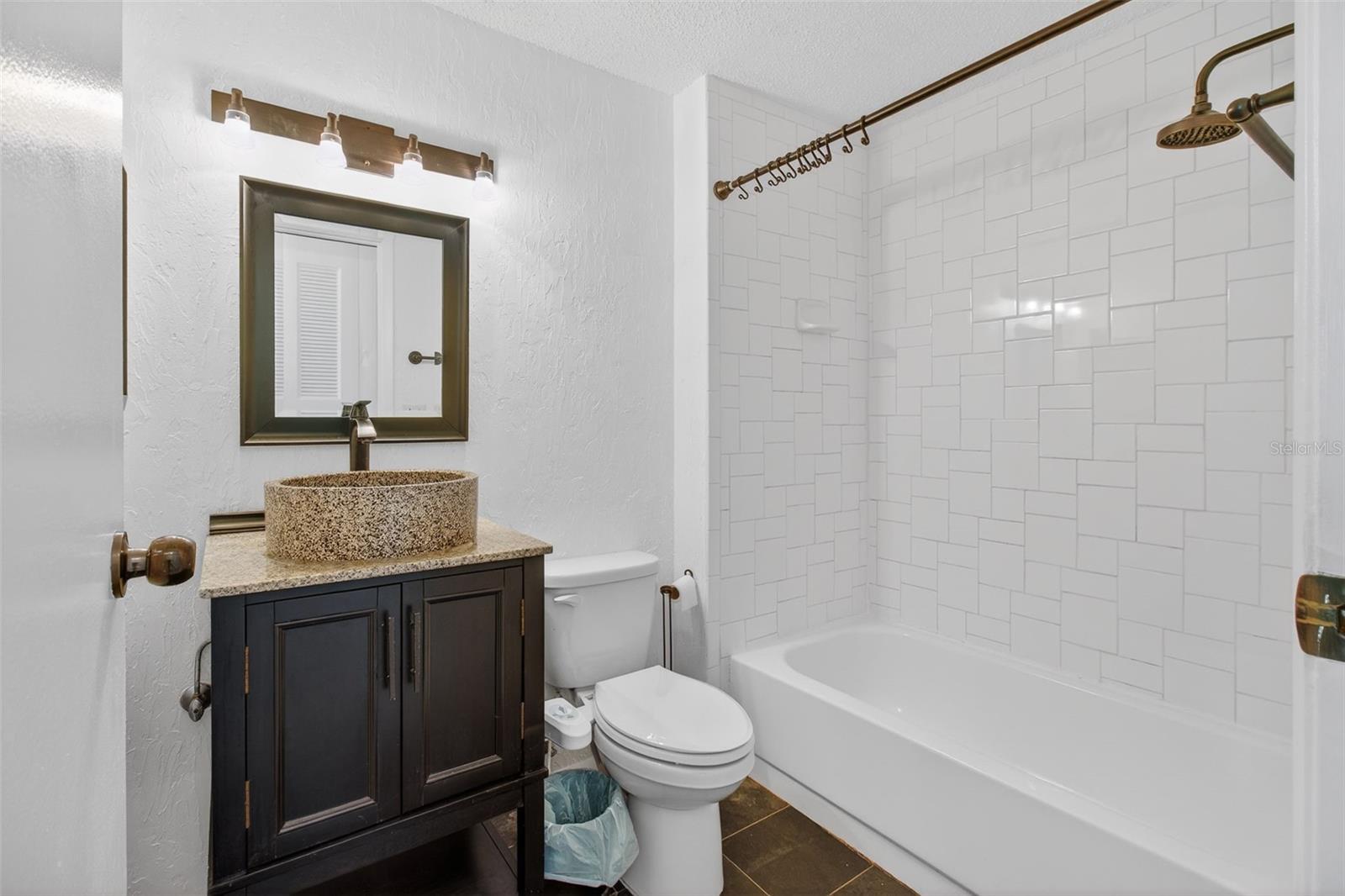 HAMLETS OF FOREST LAKES THE - Residential