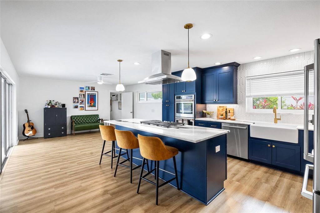 Photo of 1201 87th Avenue N, St Petersburg, FL 33702 (MLS # TB8494412)