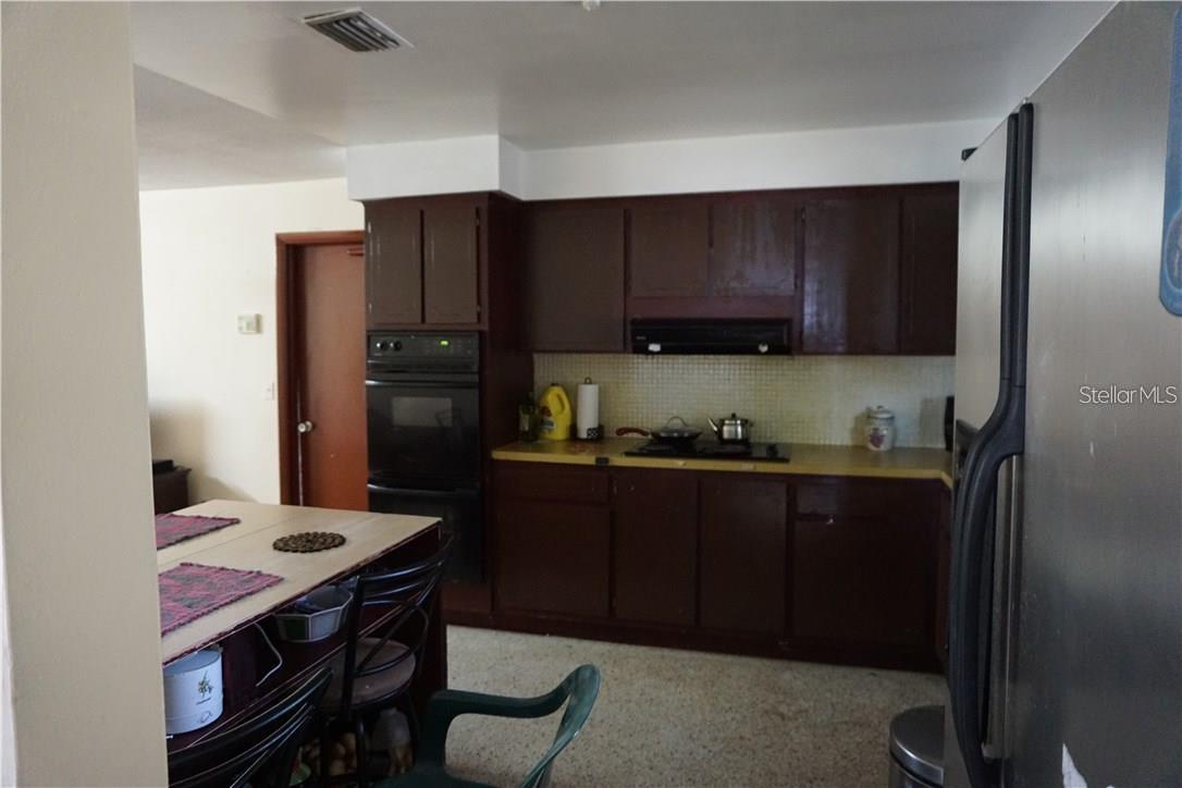 DOVER ESTATES - Residential Lease