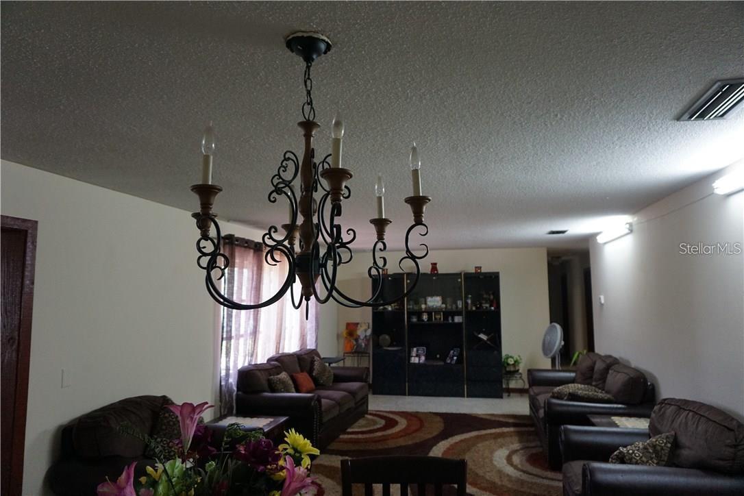 DOVER ESTATES - Residential Lease