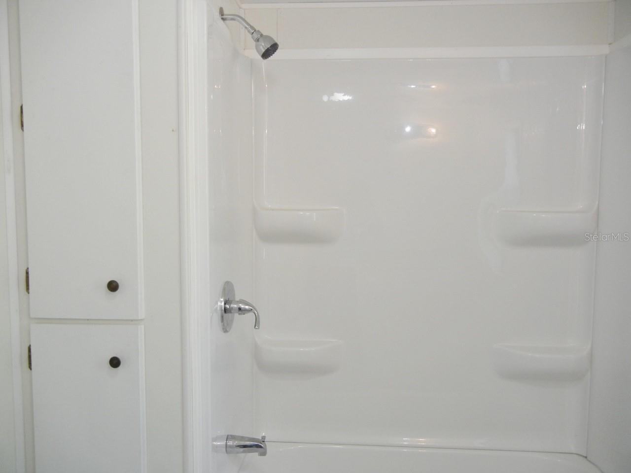 HILLTOP - Residential Lease