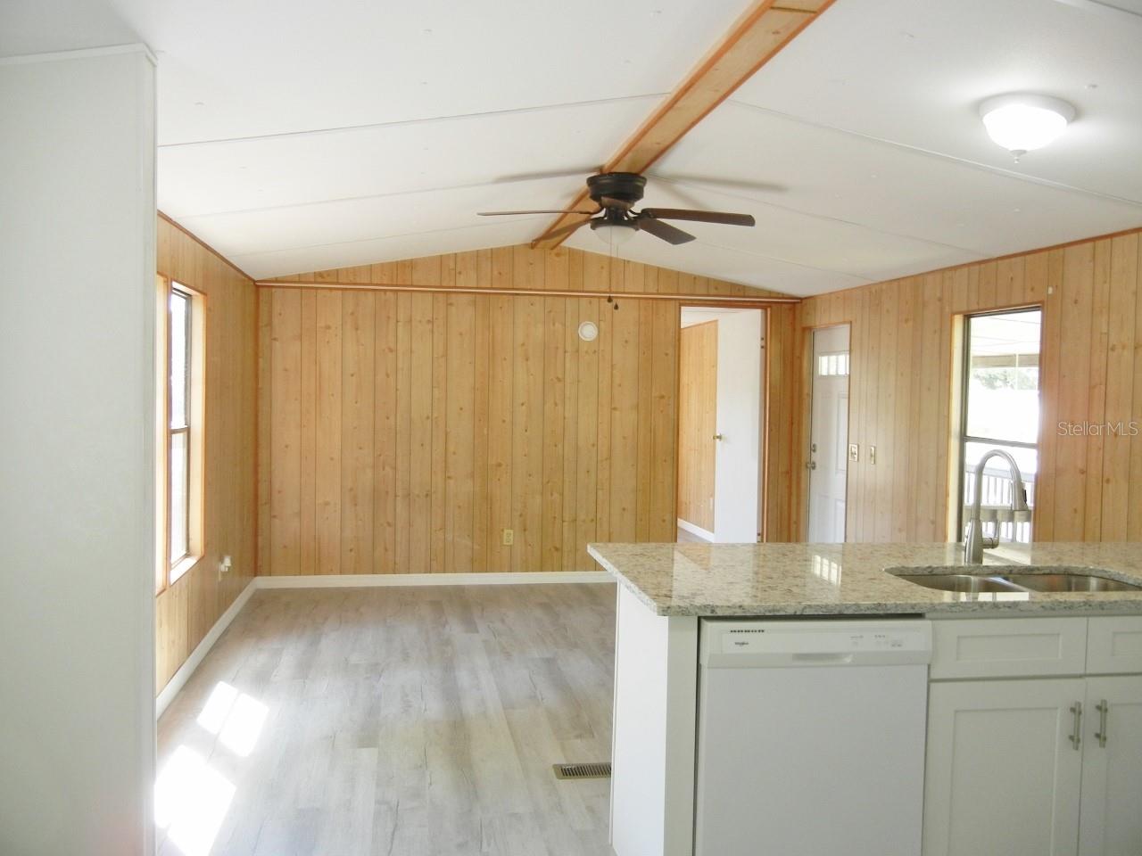 HILLTOP - Residential Lease