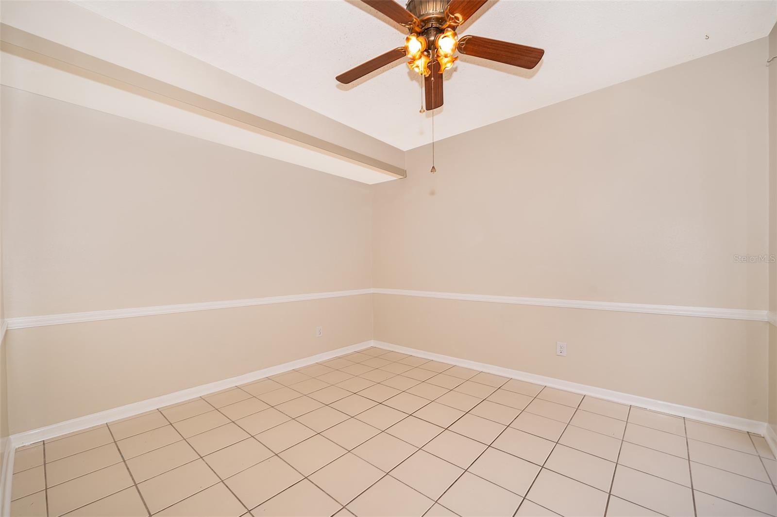 GRANADA TOWN HOMES AT SANORA - Residential