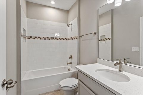 Tiny photo for 1675 Pyramid Hill Street, Minneola, FL 34715 (MLS # G5100140)