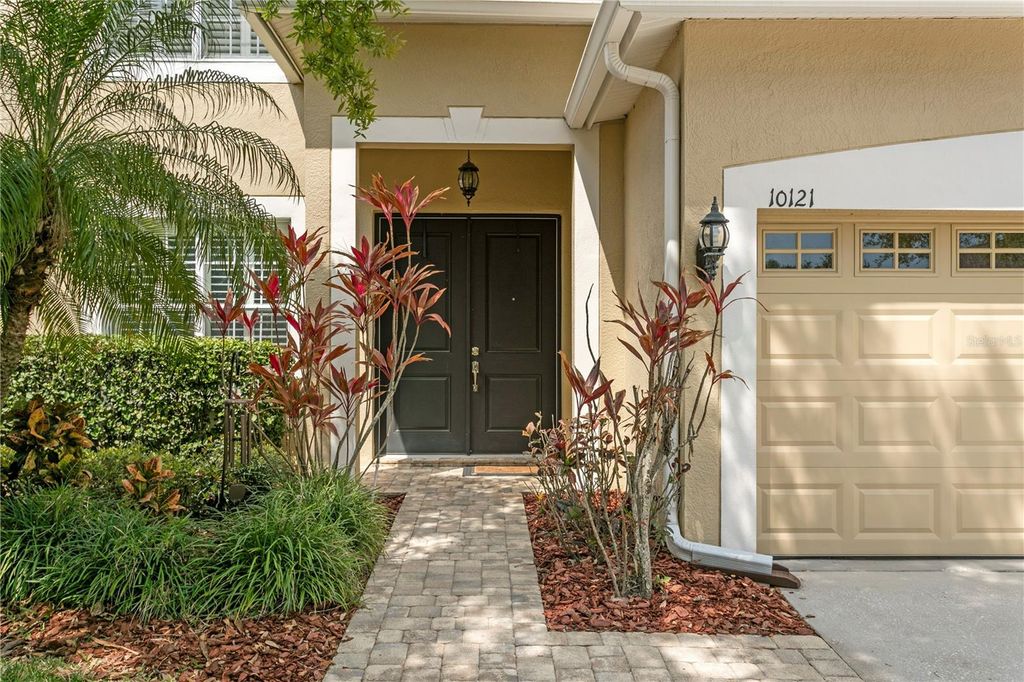 Photo of 10121 Kingsbridge Avenue, Tampa, FL 33626 (MLS # TB8490359)