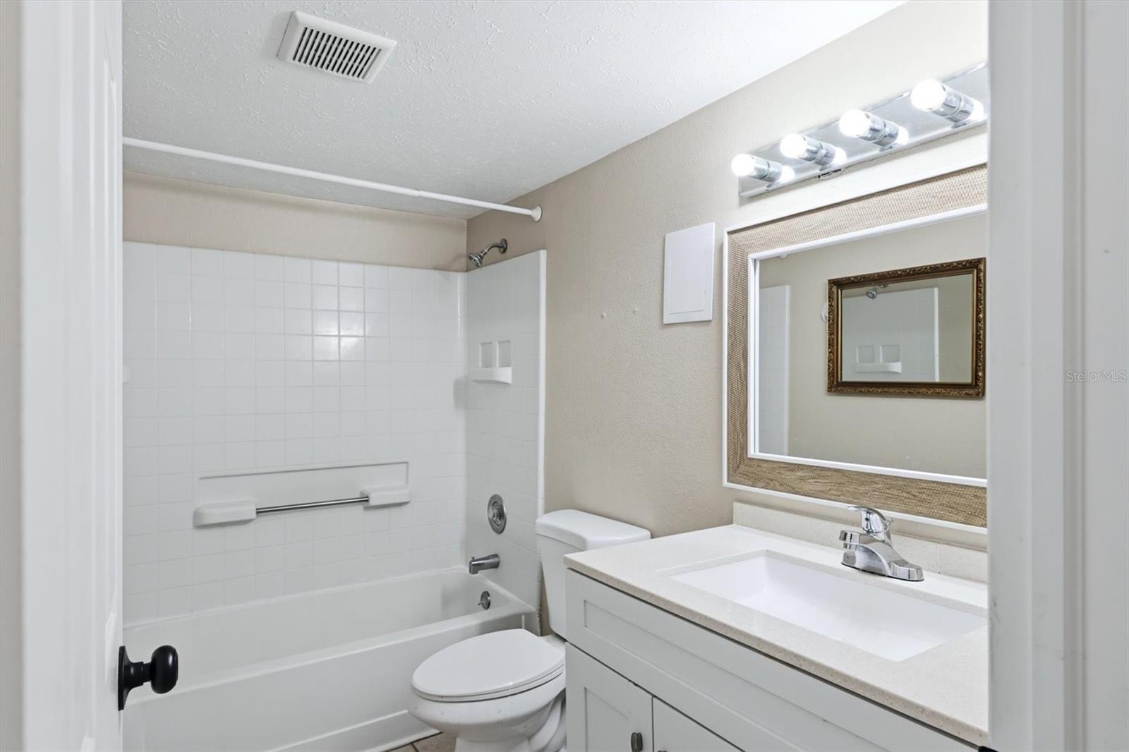 JEFFERSON CLUB - Residential