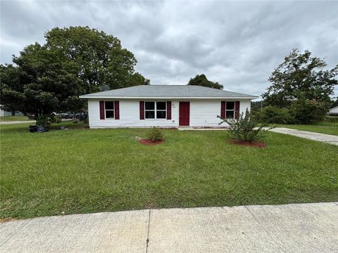 Photo of 140 SW 23rd Avenue, Ocala, FL 34471 (MLS # OM708141) Photo of 140 SW 23rd Avenue, Ocala, FL 34471 (MLS # OM708141)