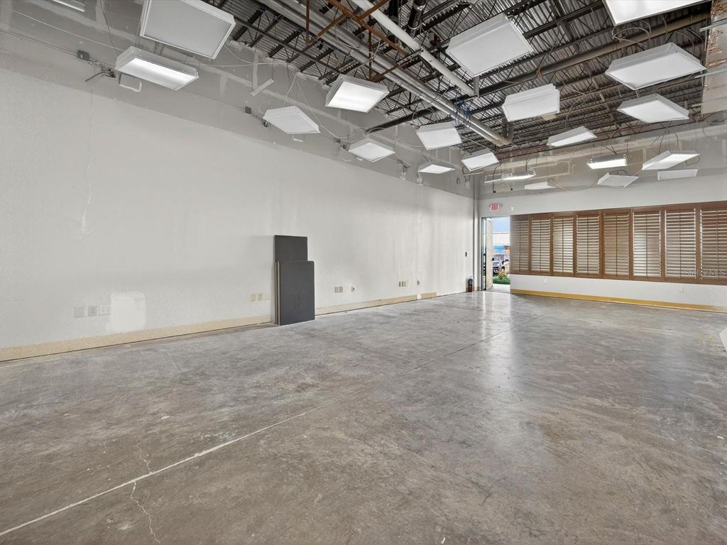 Photo of 250 Avenue K SW #104, Winter Haven, FL 33880 (MLS # O6366873)