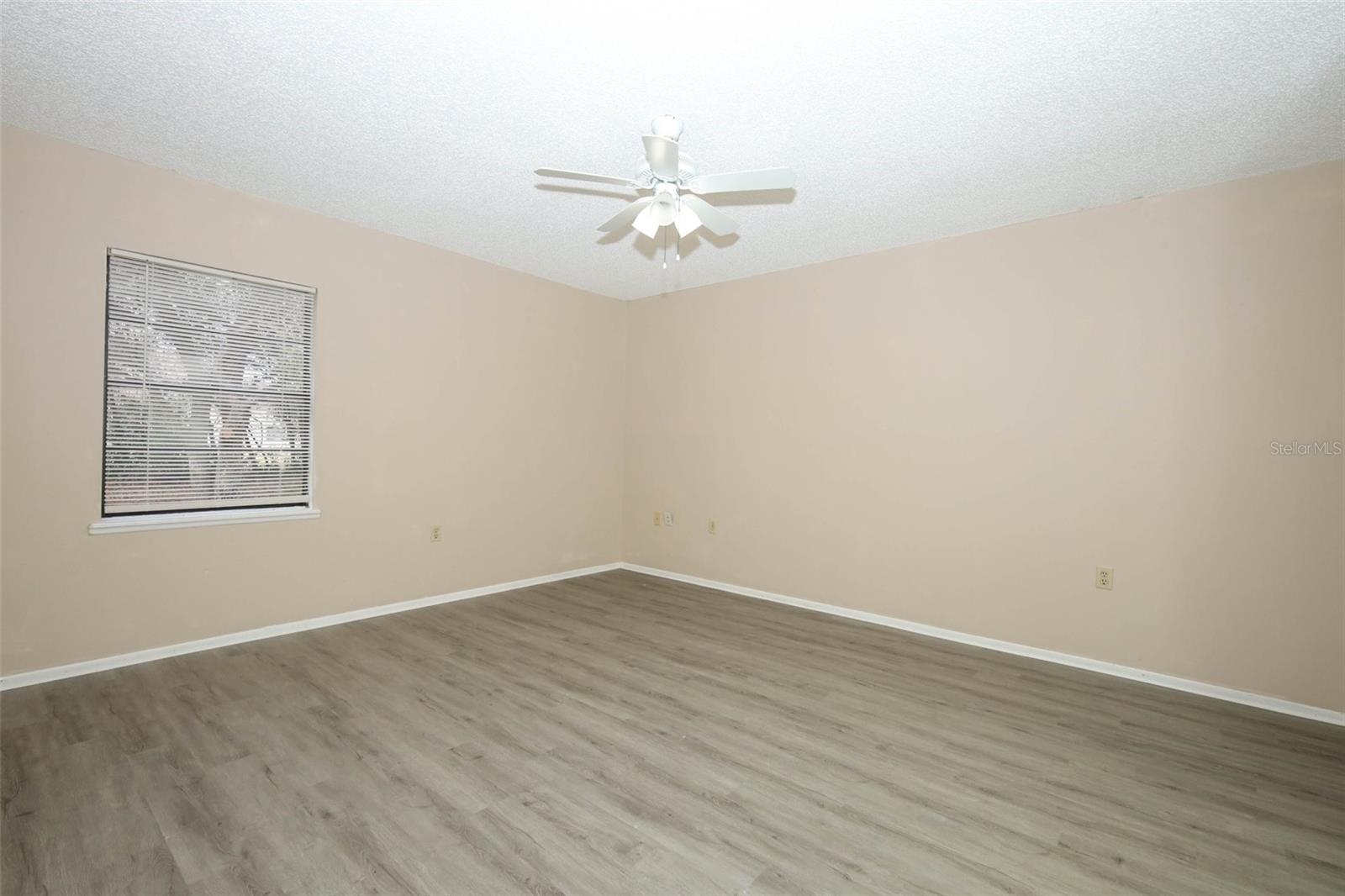 DELTONA LAKES UNIT 32 - Residential