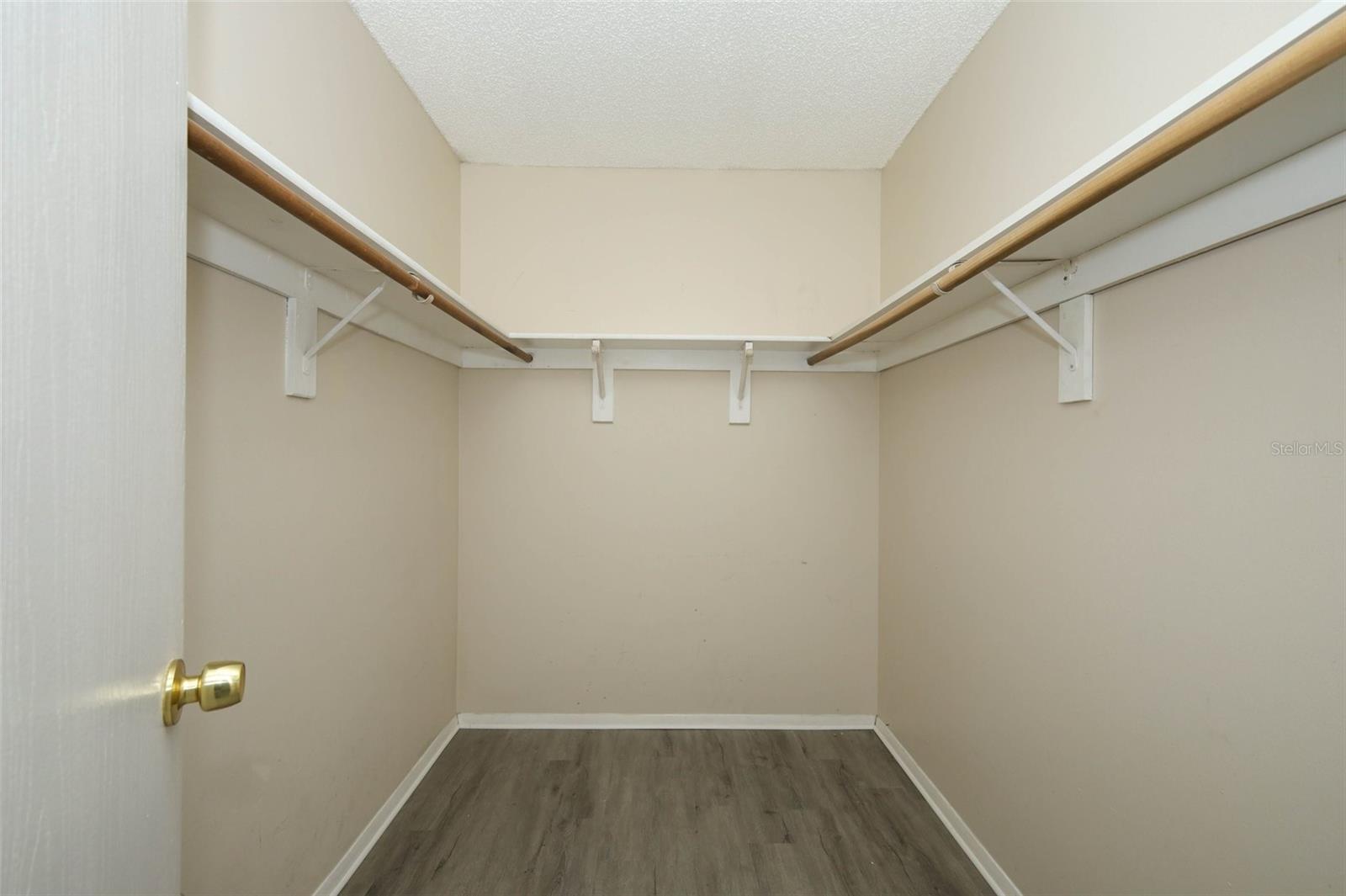 DELTONA LAKES UNIT 32 - Residential