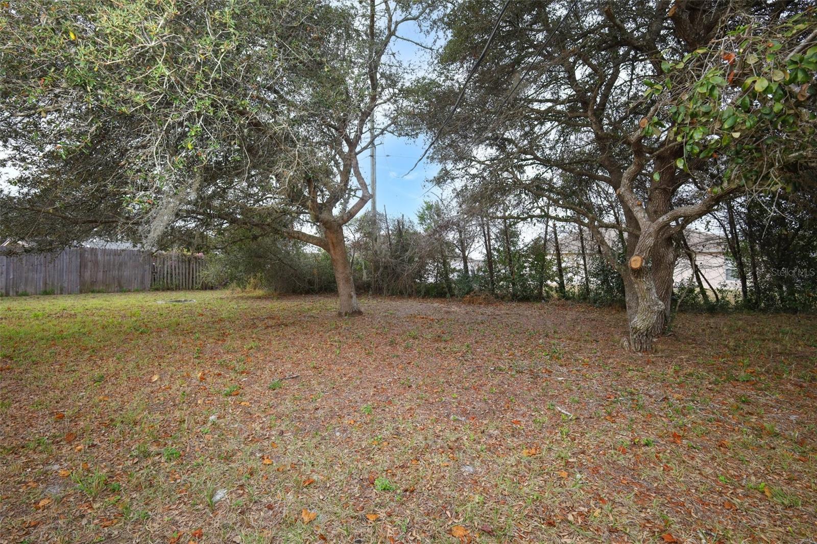 DELTONA LAKES UNIT 32 - Residential