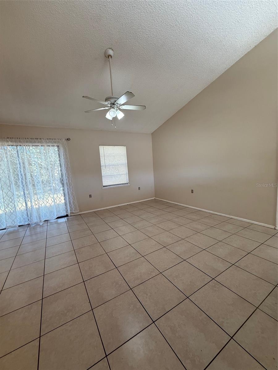 DELTONA LAKES UNIT 32 - Residential