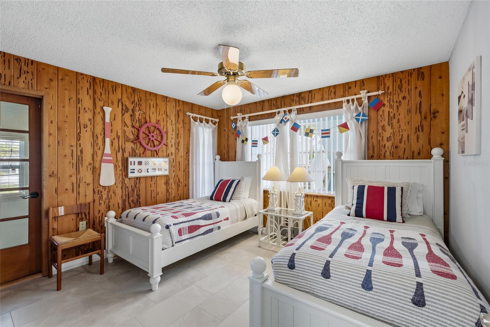 CAYMAN CAY VILLAS - Residential