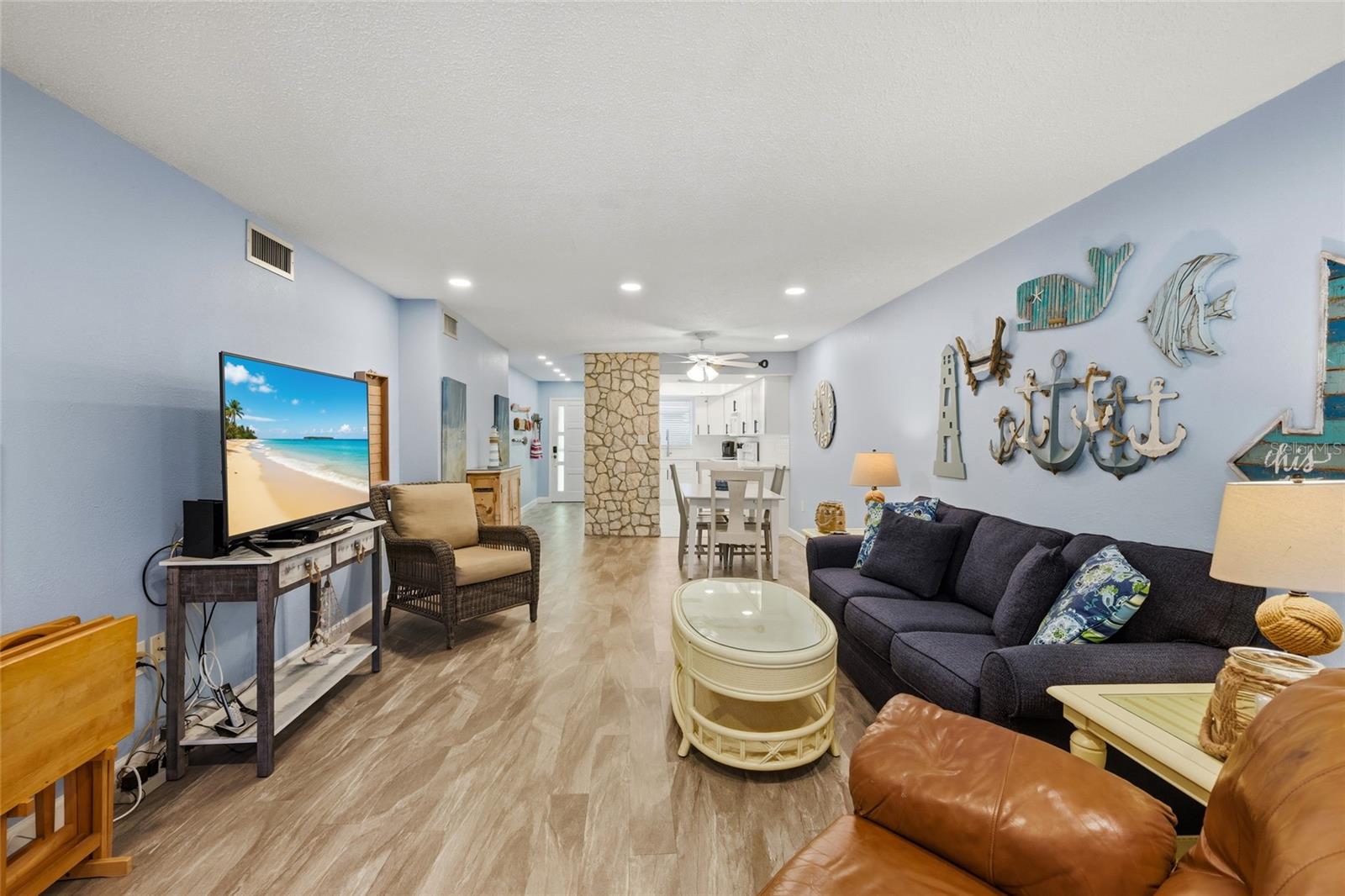 CAYMAN CAY VILLAS - Residential