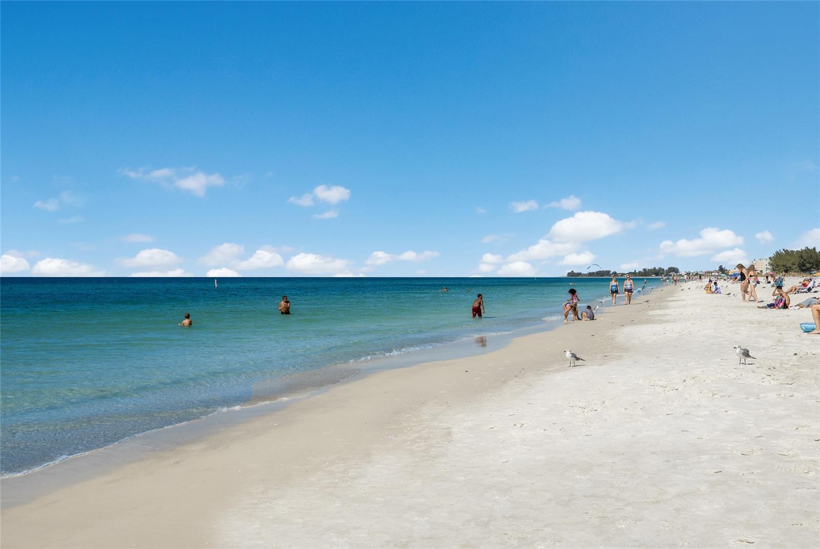 CAYMAN CAY VILLAS - Residential