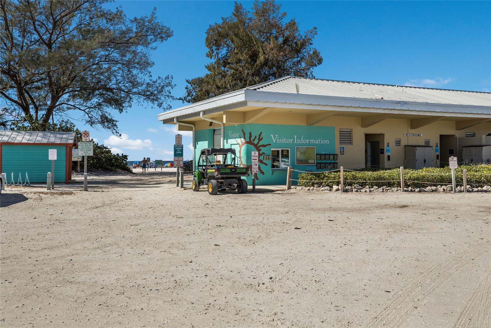 CAYMAN CAY VILLAS - Residential