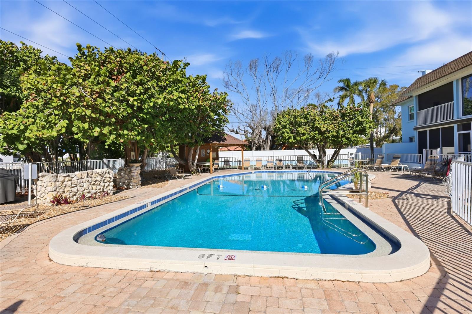 CAYMAN CAY VILLAS - Residential