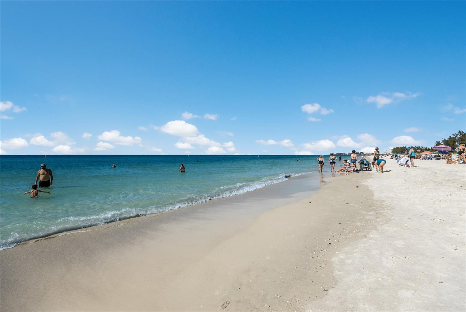CAYMAN CAY VILLAS - Residential