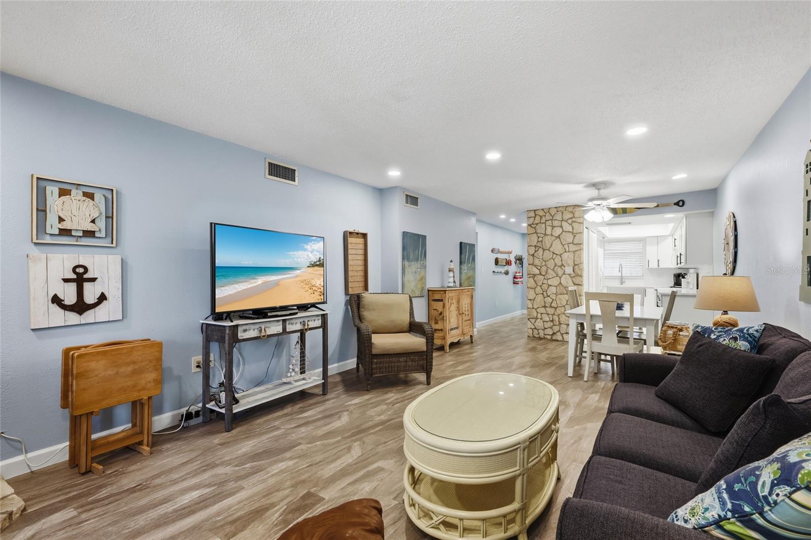 CAYMAN CAY VILLAS - Residential