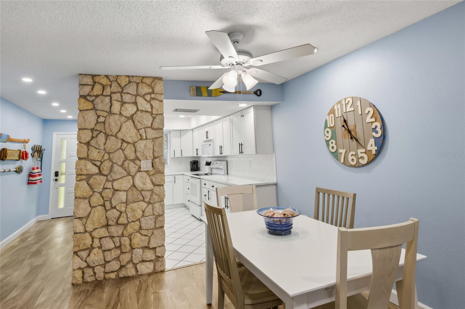 CAYMAN CAY VILLAS - Residential