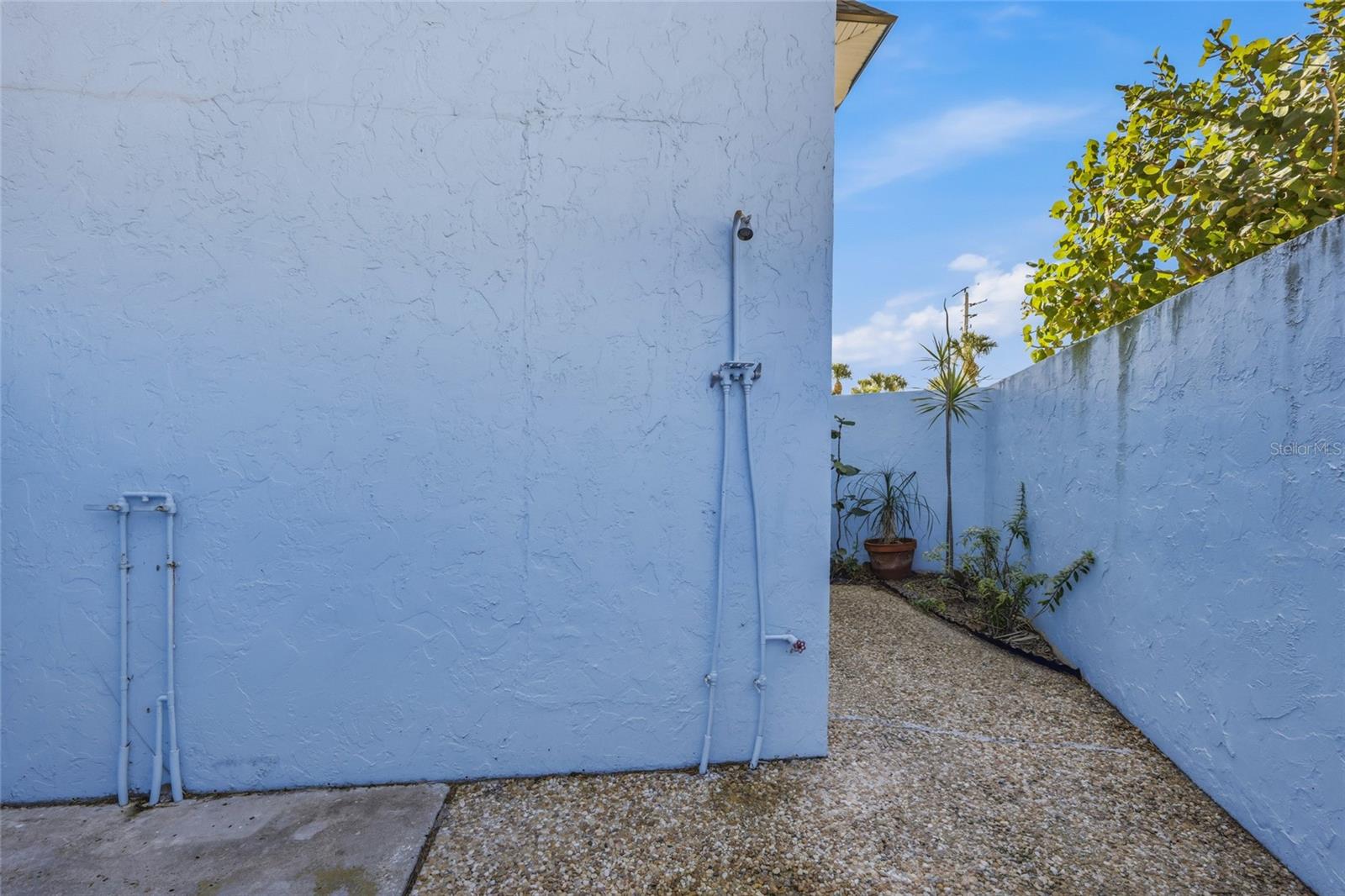 CAYMAN CAY VILLAS - Residential