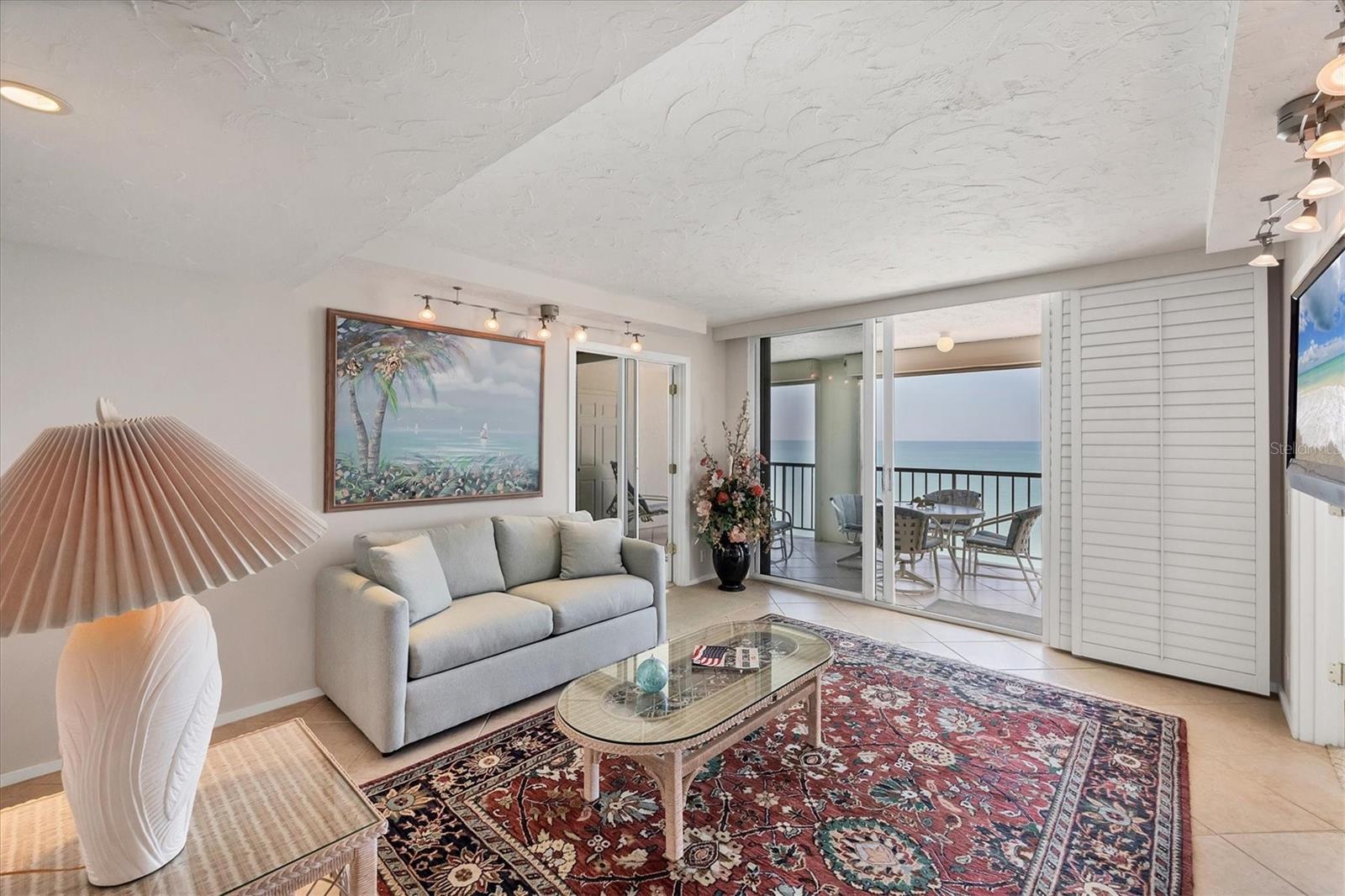 4401 GULF OF MEXICO DRIVE 907