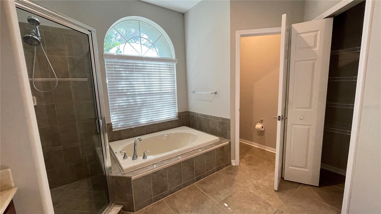 SOUTH FORK UNIT 11 - Residential Lease