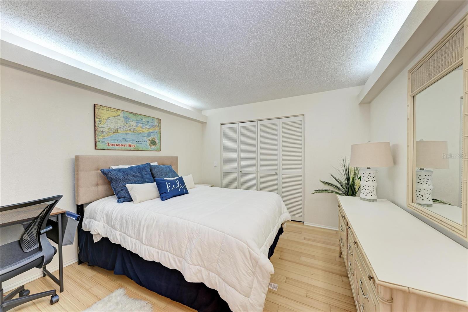 SEAPLACE III - Residential