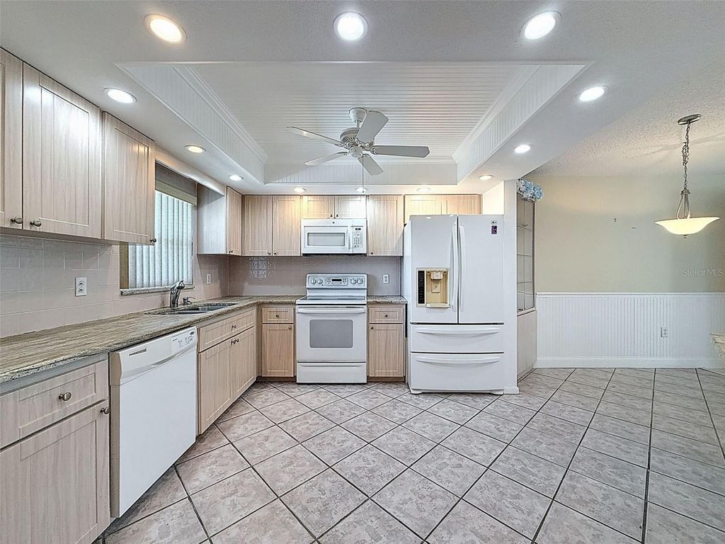 Photo of 4550 Cove Circle #507, St Petersburg, FL 33708 (MLS # W7878989)