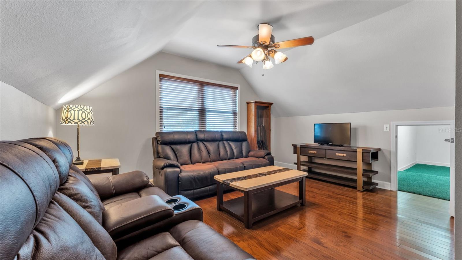 EMERALD RIDGE - Residential