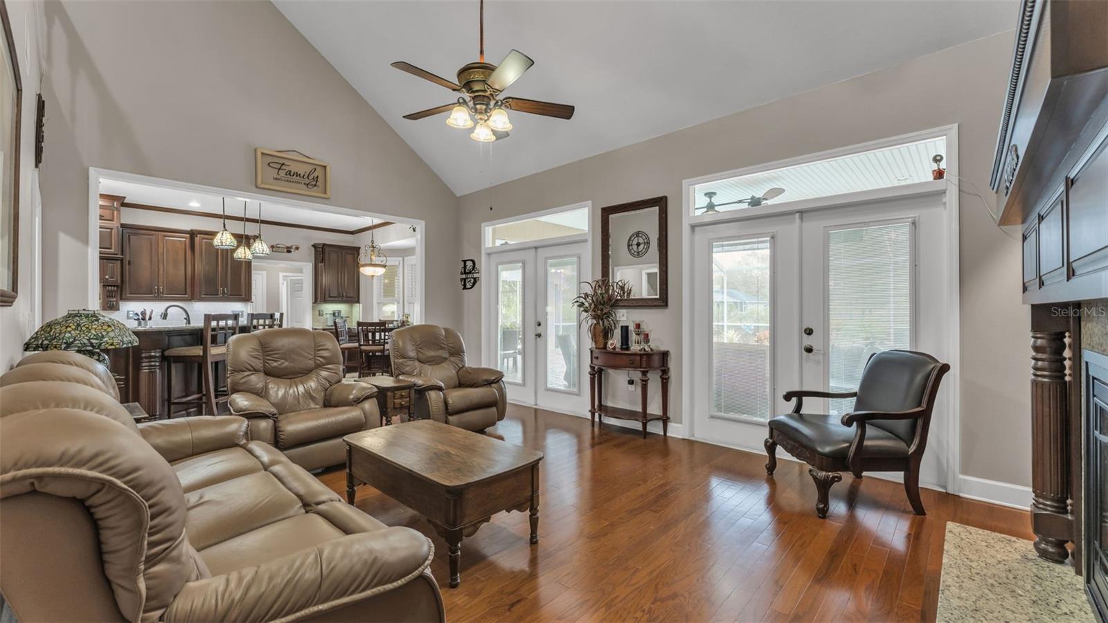 EMERALD RIDGE - Residential