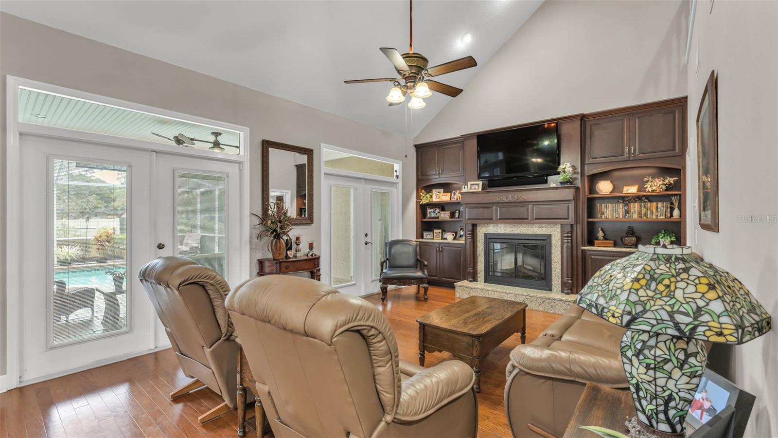 EMERALD RIDGE - Residential