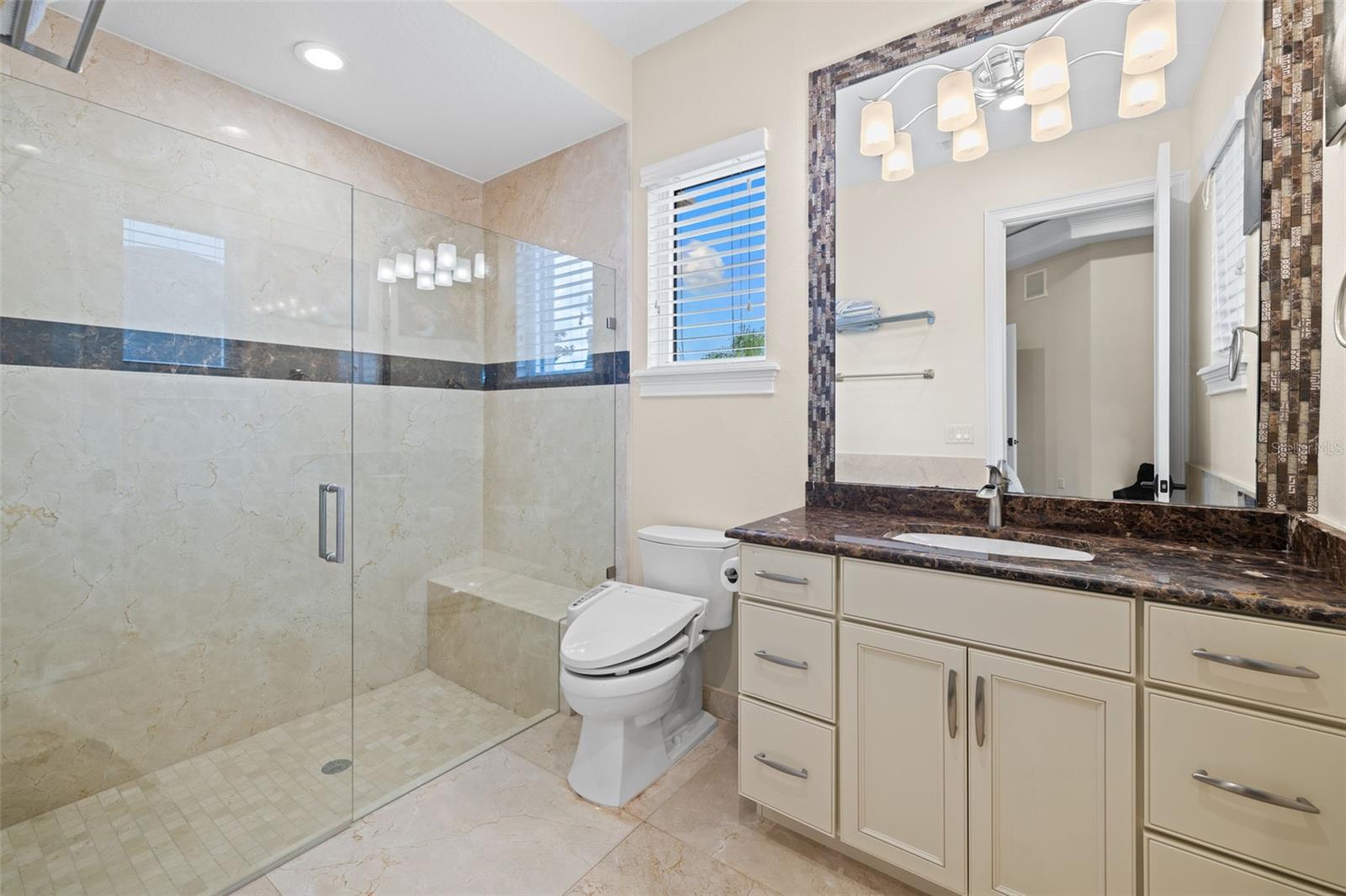 STEEPLECHASE - Residential