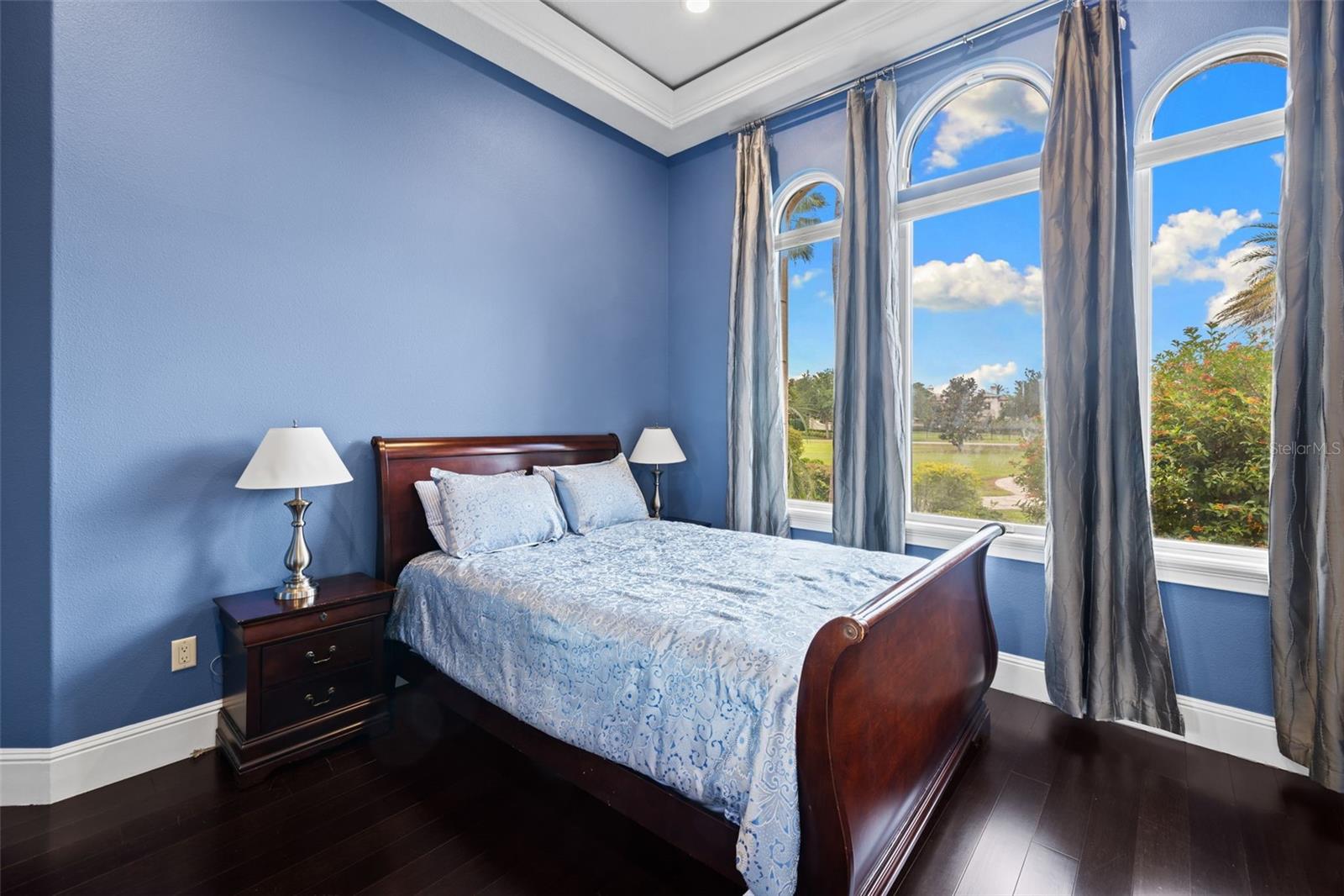 STEEPLECHASE - Residential