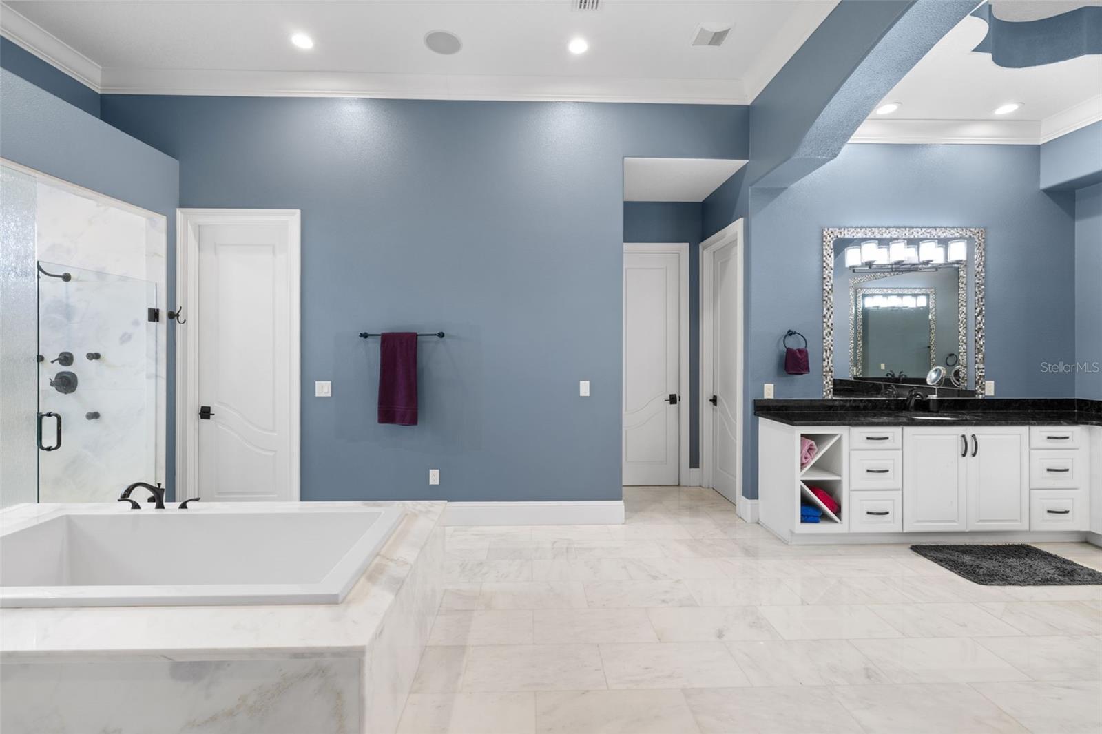 STEEPLECHASE - Residential