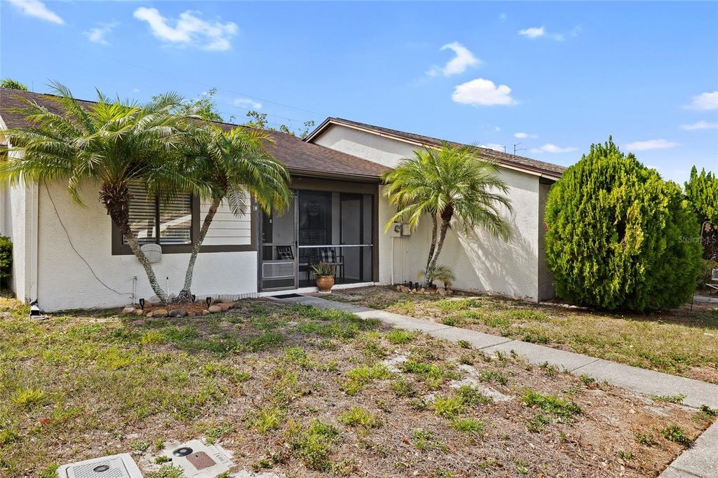 Photo of 2130 Bancroft Place #E, Palm Harbor, FL 34683 (MLS # TB8492082)