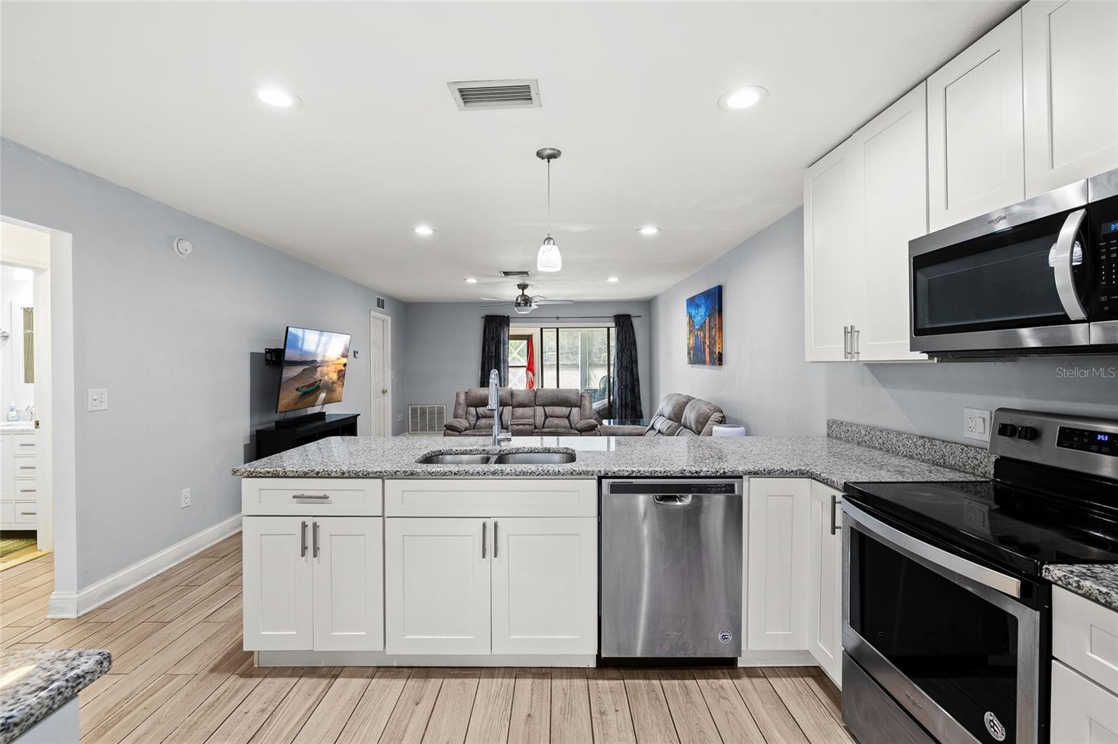 VILLAS OF BEACON GROVES - Residential