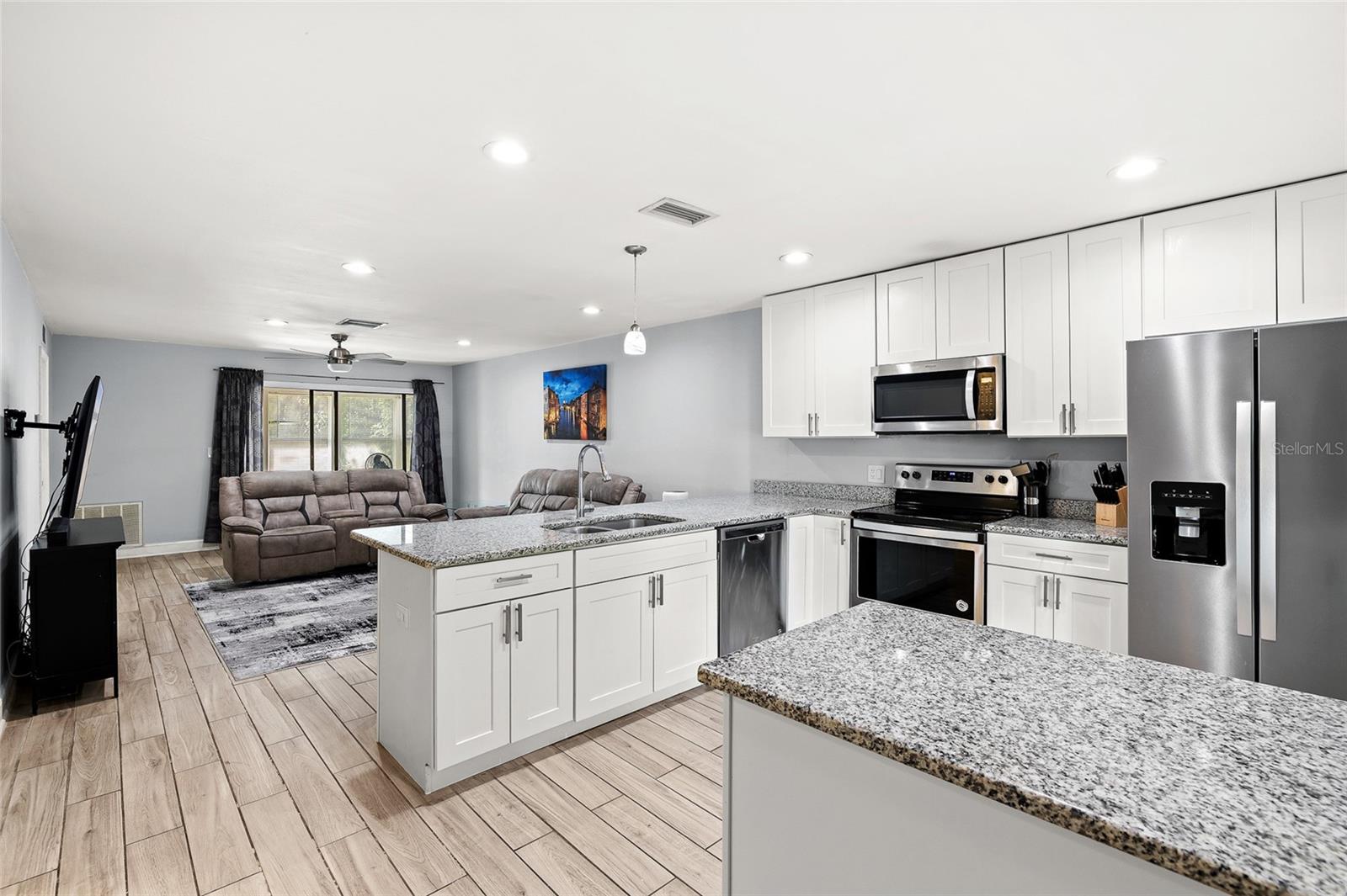 VILLAS OF BEACON GROVES - Residential