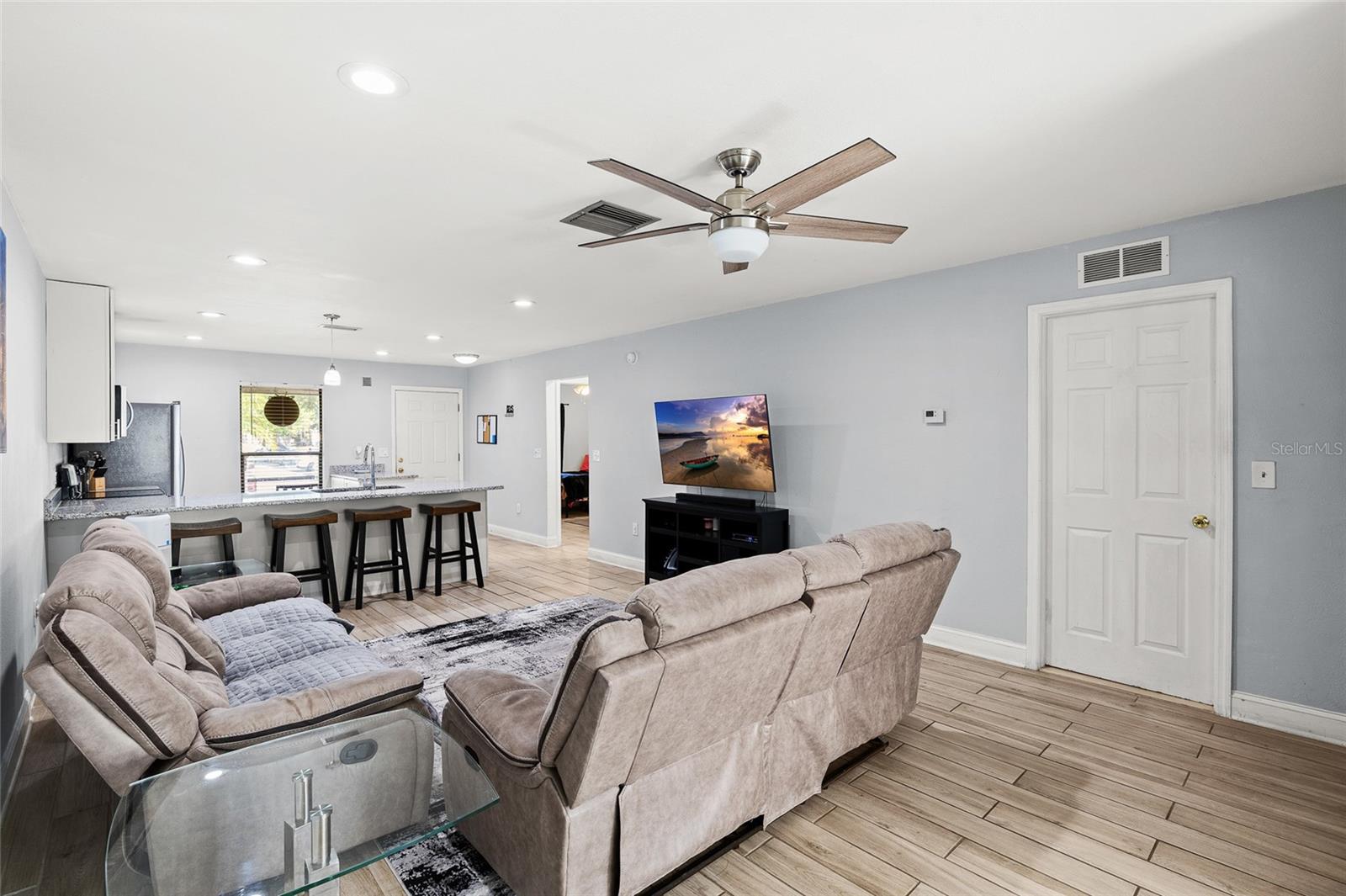 VILLAS OF BEACON GROVES - Residential