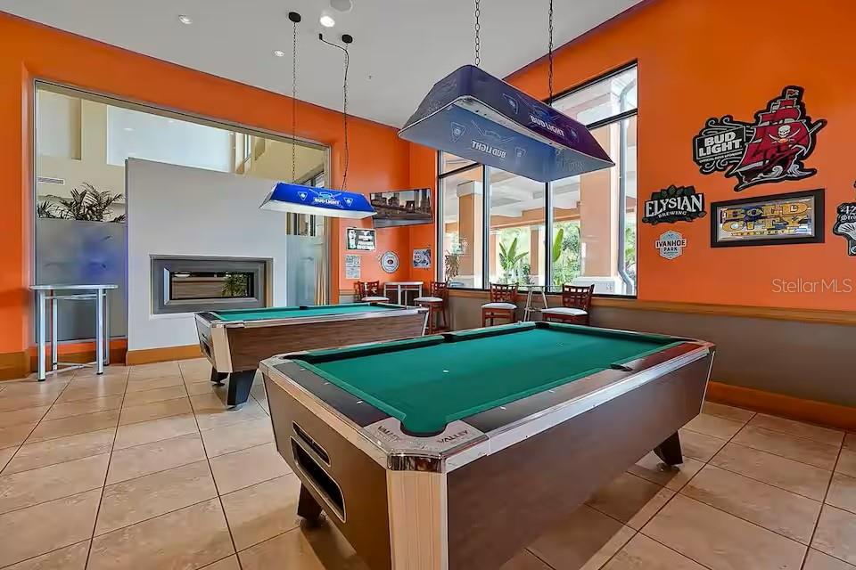 REGAL OAKS AT OLD TOWN - Residential