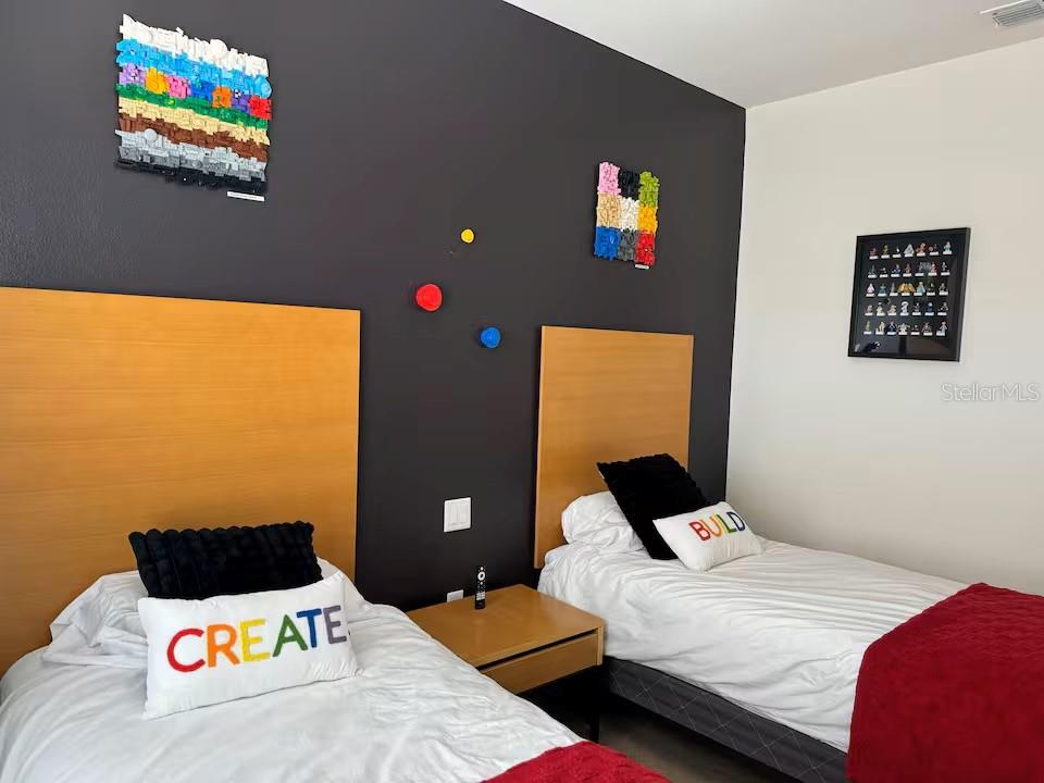 REGAL OAKS AT OLD TOWN - Residential