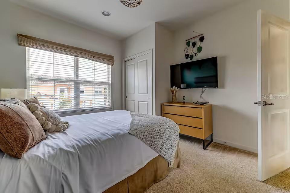 REGAL OAKS AT OLD TOWN - Residential