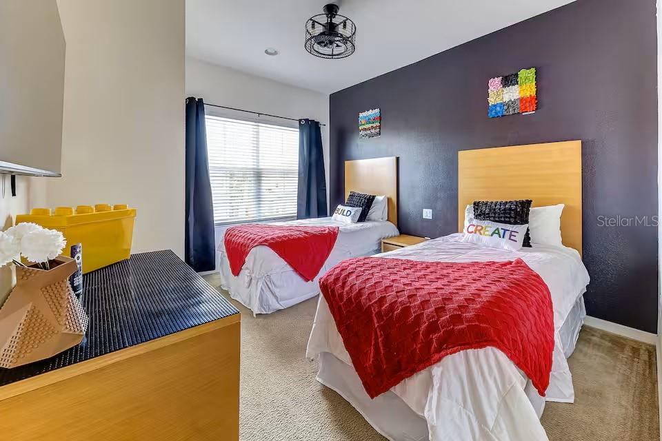 REGAL OAKS AT OLD TOWN - Residential