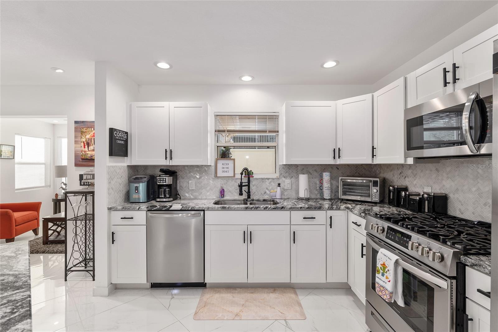 VILLAGES/MAIRON COUNTY UN 52 - Residential