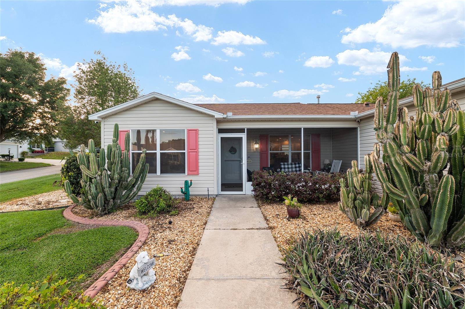 VILLAGES/MAIRON COUNTY UN 52 - Residential