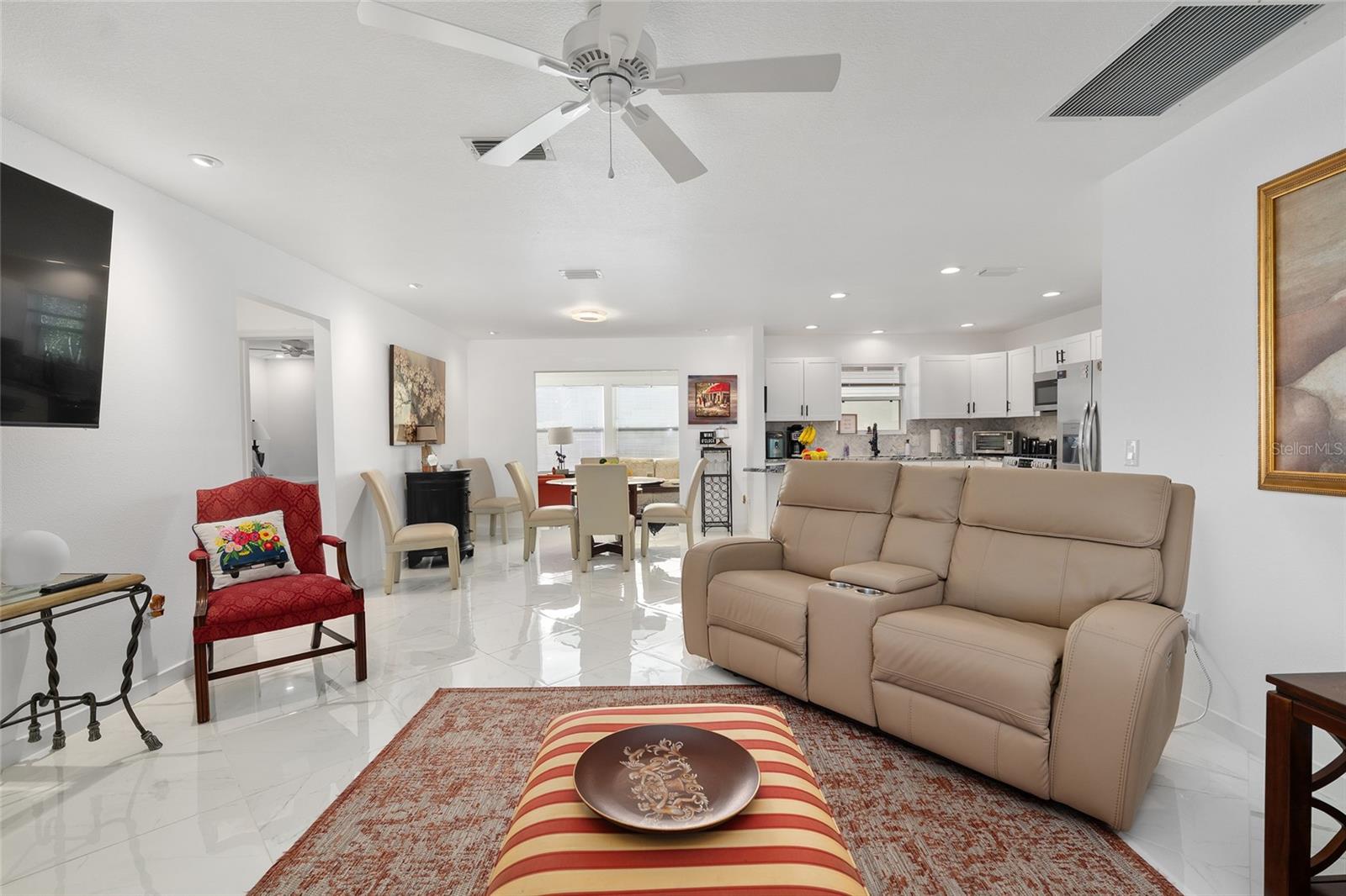 VILLAGES/MAIRON COUNTY UN 52 - Residential