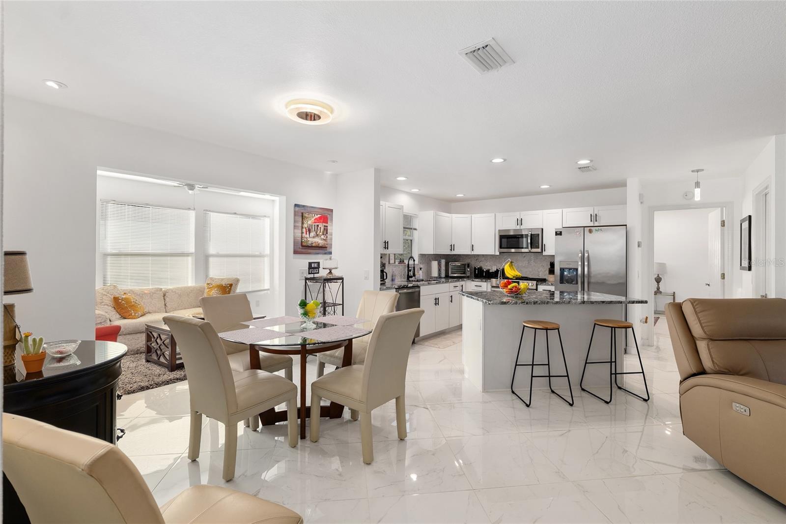 VILLAGES/MAIRON COUNTY UN 52 - Residential