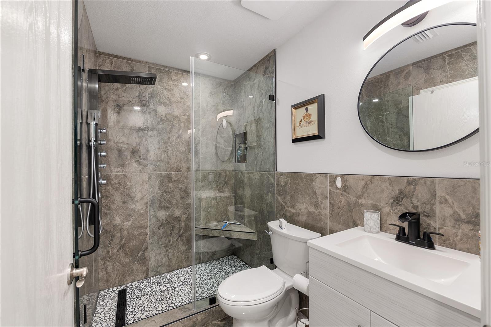 VILLAGES/MAIRON COUNTY UN 52 - Residential