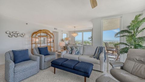 A home in LONGBOAT KEY