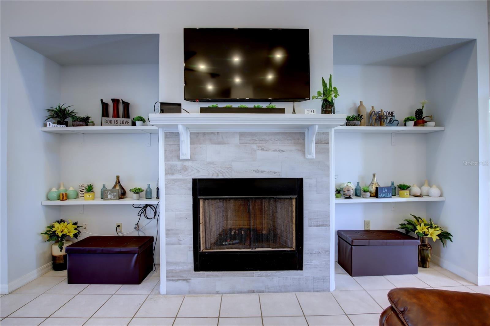 BRIGHT WATER PLACE PH 3 - Residential